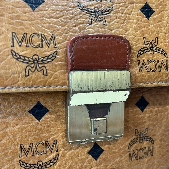 MCM VINTAGE DOCUMENT/LAPTOP BAG - Picture 5 of 16